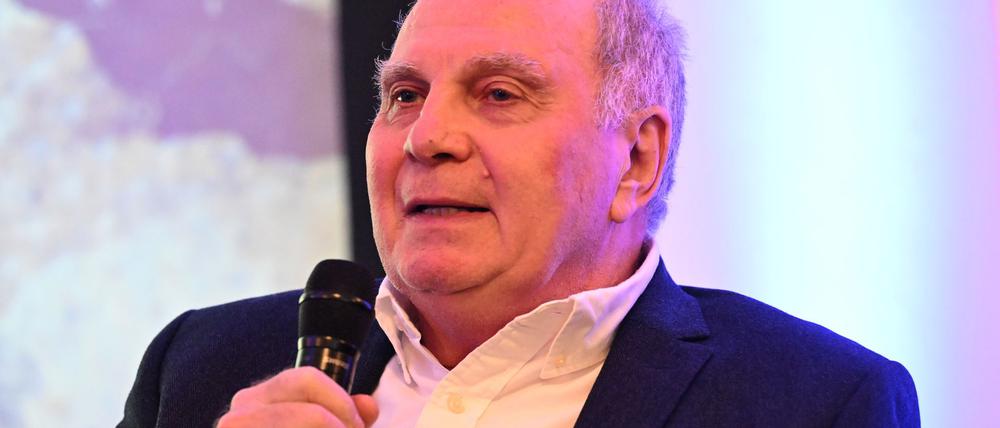 Uli Hoeneß hat eine klare Meinung zu Elon Musk und der AfD.