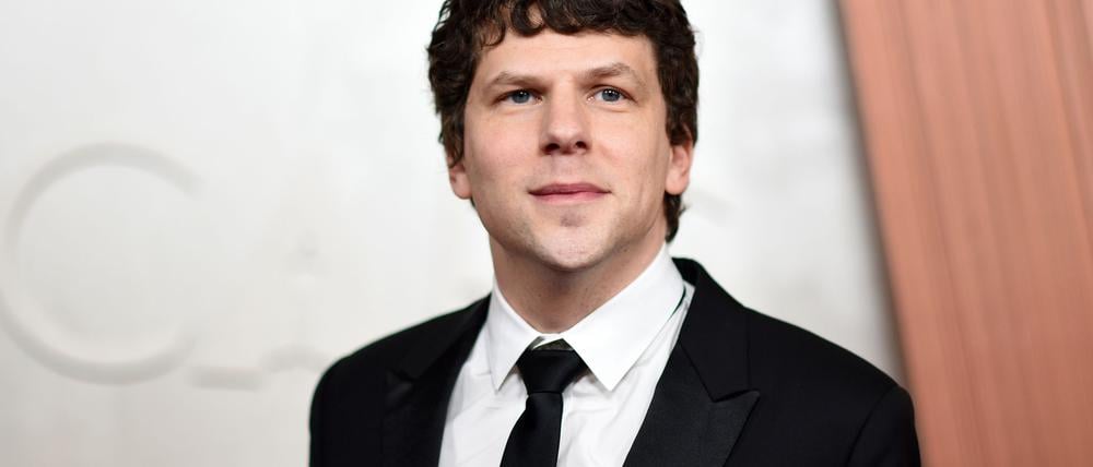 Jesse Eisenberg sehnt sich nach Lob durch den KI-Chatbot ChatGPT. (Archivbild)