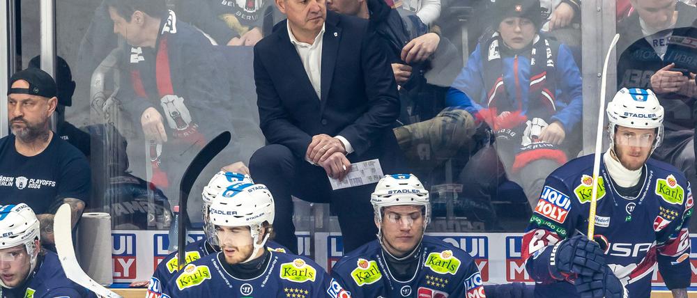 Eisbären-Coach Aubin rechnet mit einer schweren Viertelfinalserie gegen die Straubing Tigers.