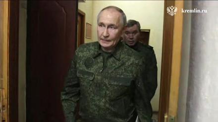 Der russische Präsident Wladimir Putin besucht Kursk.