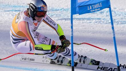 Emma Aicher düste im Super-G in La Thuile zu ihrem zweiten Weltcup-Sieg.