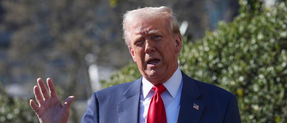 Trump ist empört über die Whiskey-Zölle der EU.