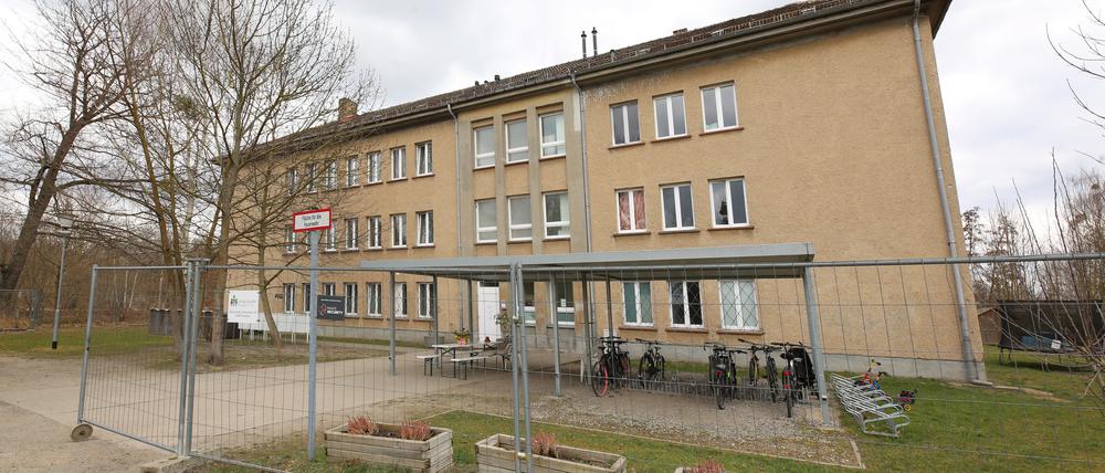 Das Flüchtlingsheim am Rande von Marquardt.