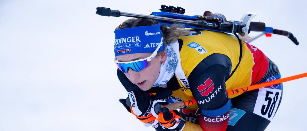 Franziska Preuss aus Deutschland in Aktion. Sie bleibt im Gesamtweltcup weiter vorn.