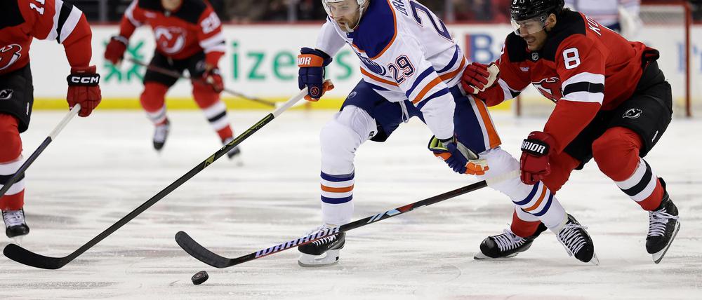 Leon Draisaitl setzt seine Scorer-Serie in der NHL fort.