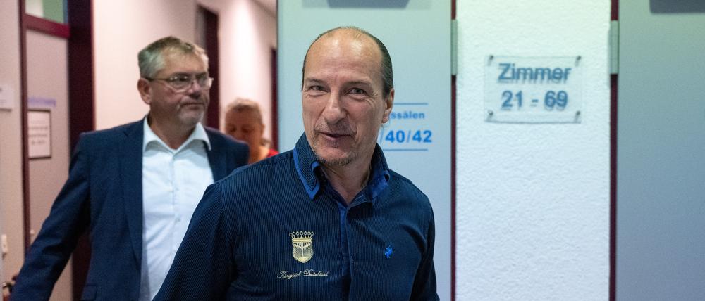 Peter Fitzek im Landgericht Dessau.