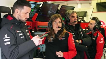 Über die DTM schaffte Laura Müller es in die Formel 1. 