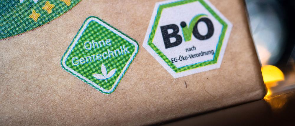Bei der Diskussion um neue Gentechnik-Regeln stehen sich zwei Seiten gegenüber. Kritiker fürchten unvorhersehbare Risiken, Befürworter hoffen auf Ernährungssicherheit, auch in Krisenzeiten. (Archivbild) 