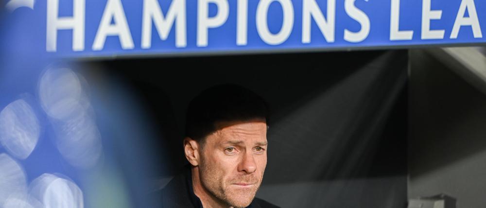 Xabi Alonso konzentriert sich nach dem Aus in der Champions League jetzt auf die Bundesliga und den DFB-Pokal - allerdings unter erschwerten Voraussetzungen.