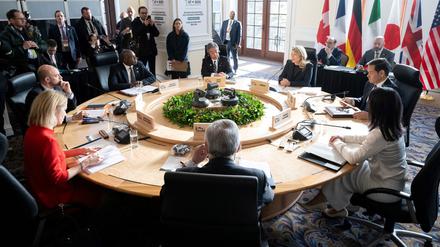 Die kanadische Außenministerin Melanie Joly spricht während des G7-Außenministertreffens in La Malbaie, Quebec, Kanada, am 13. März 2025. 