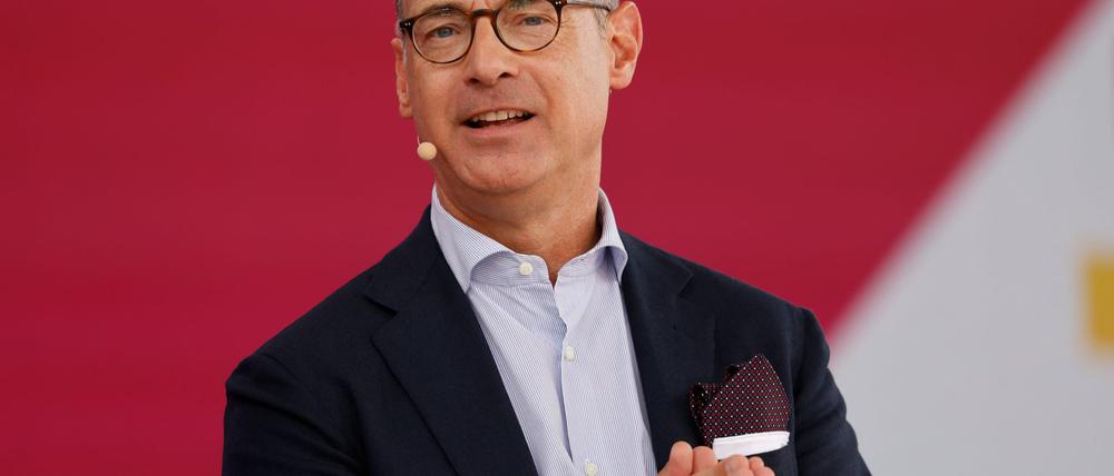 Allianz-Chef Oliver Bäte verdiente 2024 mehr als zehn Millionen Euro.