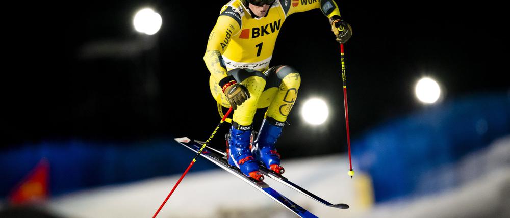 Skicrosser Florian Wilmsmann führt die Weltcup-Wertung an.
