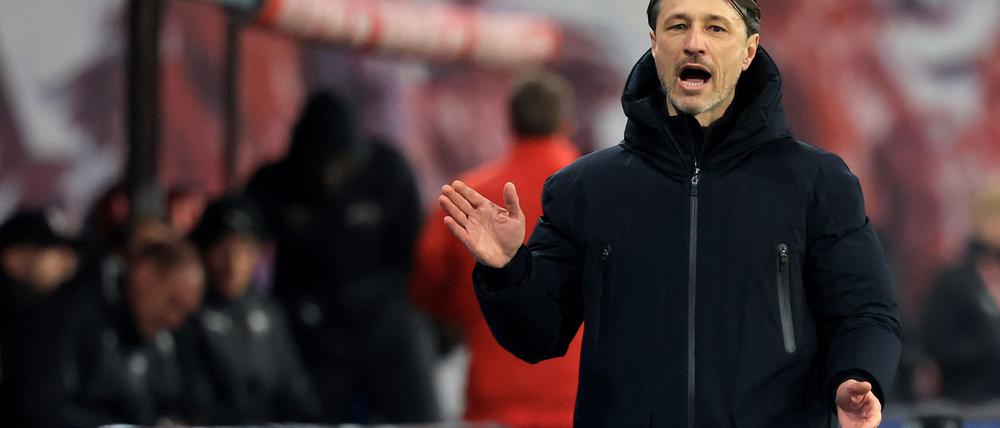 Niko Kovac hat sich zum Inhalt seines Vertrags geäußert.
