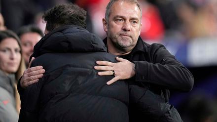 Hat mit dem FC Barcelona alle Chancen auf die Meisterschaft: Trainer Hansi Flick.