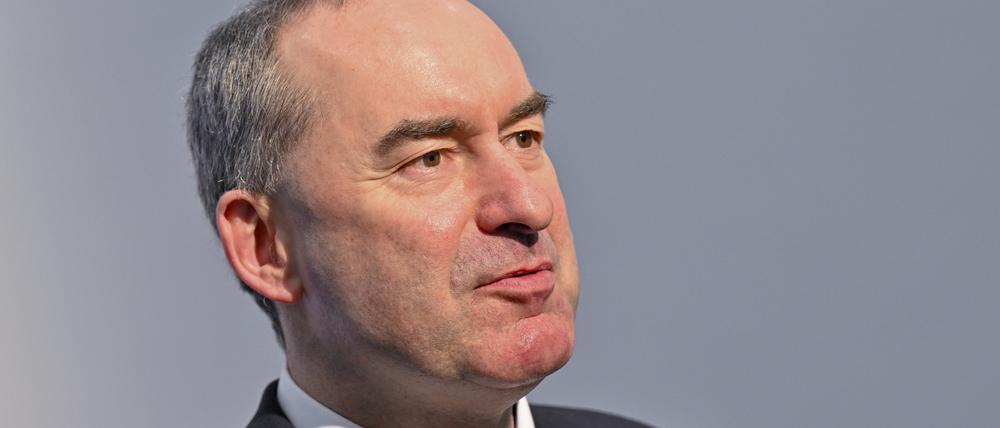 Hubert Aiwanger, Bundesvorsitzender der Freien Wähler, nimmt am Treffen der Präsidenten der vier Spitzenverbände der Deutschen Wirtschaft teil.