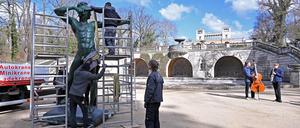 Der Bogenschütze im Park Sanssouci.