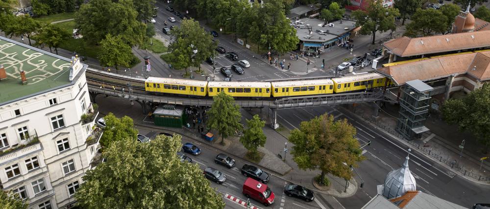 Der Verkehrsknoten um den U-Bahnhof Schlesisches Tor gehört zu Berlins größten Unfallschwerpunkten.