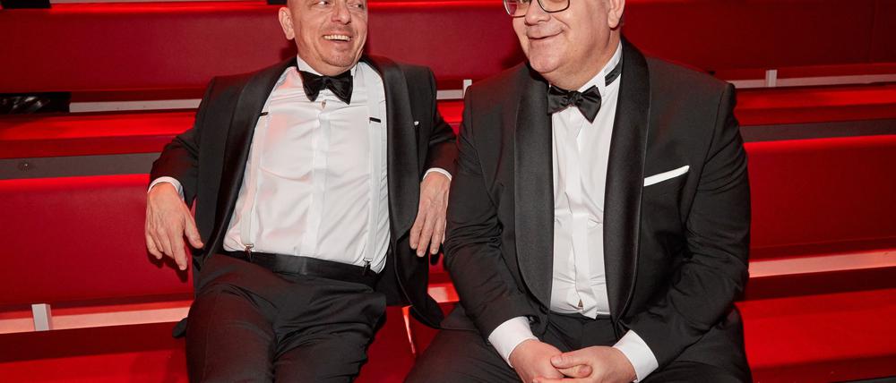 Für Elton (rechts) ist bald Schluss mit der Ratesendung „Wer weiß denn sowas?“ (Archivbild) 