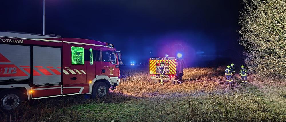 Die Feuerwehr löschte in Potsdam zwei Vegetationsbrände.