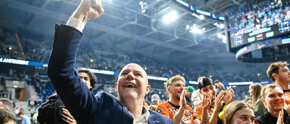 Joel Banks beim Sieg des Pokalfinales.