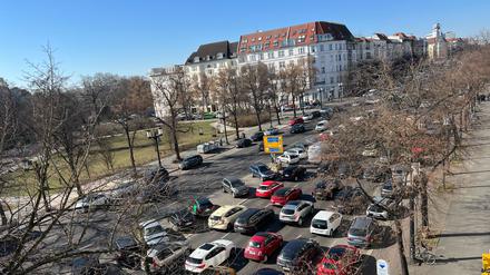 Stau nach Sperrung der Ringbahnbrücke