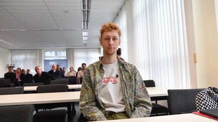 Bei einer Sitzblockade der Klimagruppe Letzte Generation hatte die Polizei den „Schmerzgriff“ gegen Lars Ritter angewendet.