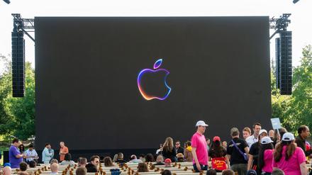 Apple bewarb auch die neuen iPhones mit KI-Funktionen. (Archivbild)