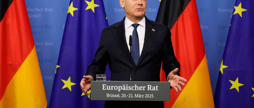 „Immer locker zu bleiben“ sei eine Lehre aus Scholz' Zeit an Brüssler Gipfeltischen, sagte der Bundeskanzler selbst. 
