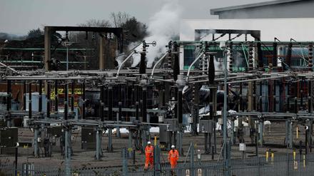 Nach einem Stromausfall durch einen Brand in einem Umspannwerk bleibt der Flughafen London Heathrow vorübergehend geschlossen. 