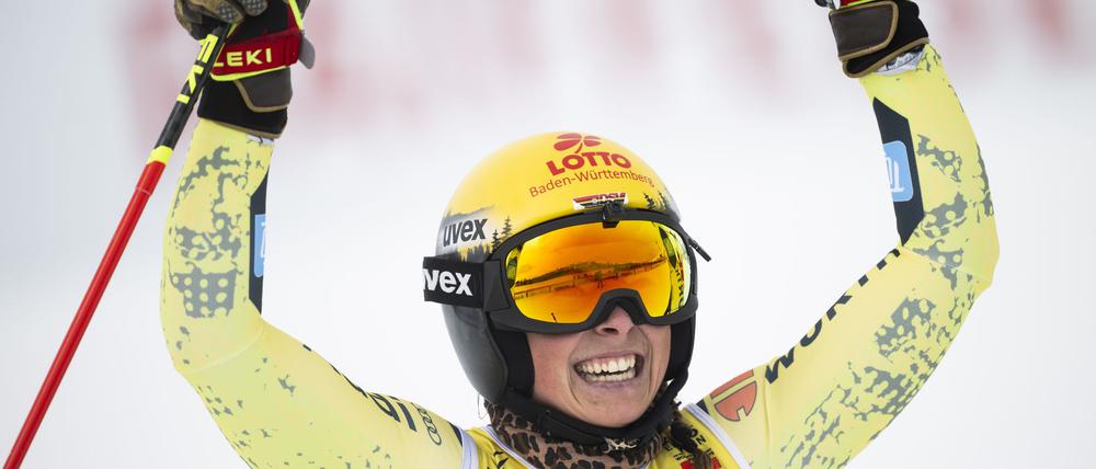 Daniela Maier jubelt über den dritten Platz.