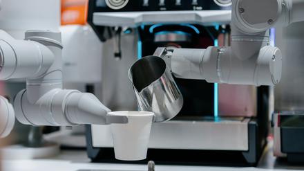 Robotische Kaffeekocher wurden bereits erfunden (Bild), aber nicht so flexible wie „Ellmer“.
