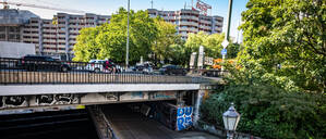 Berlin-Mitte: Gertraudenstraße mit Gertraudenbrücke.