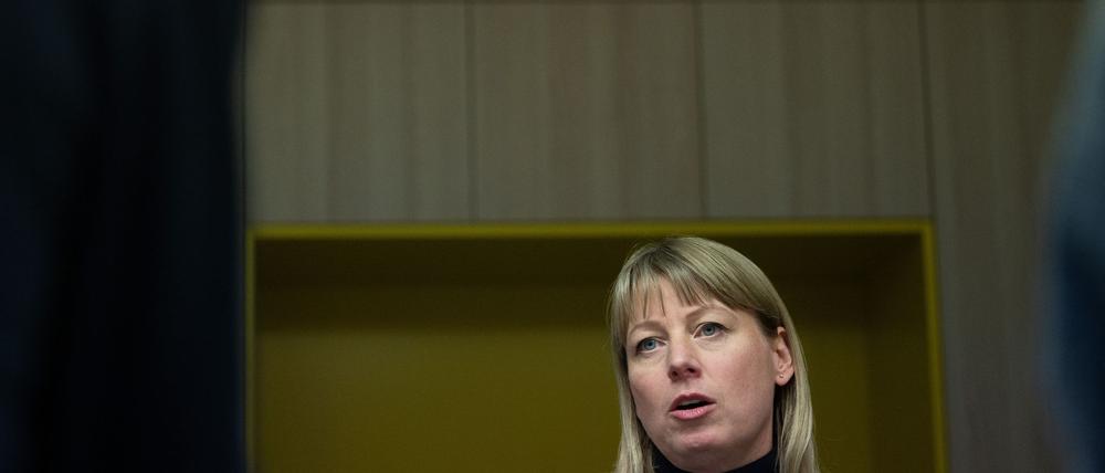BVG-Personalchefin Jenny Zeller-Grothe will den Tarifkonflikt mit Verdi per Schlichtung lösen. (Archivbild)
