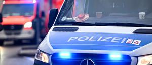 Ein 49-Jähriger ist in Reinickendorf durch Messerstiche schwer verletzt worden. (Illustration)