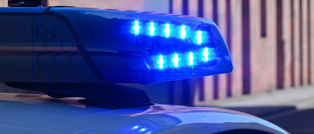 Blaulicht eines Polizeifahrzugs in Potsdam.