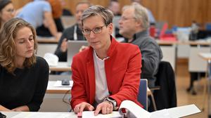 Die SPD-Stadtverordneten Maxi Hoops und Grit Schkölziger