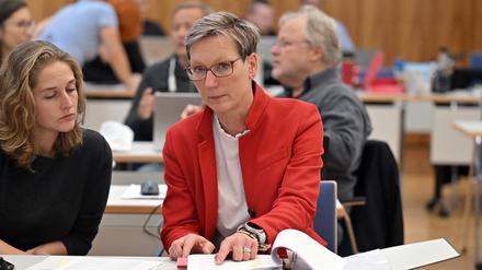 Die SPD-Stadtverordneten Maxi Hoops und Grit Schkölziger