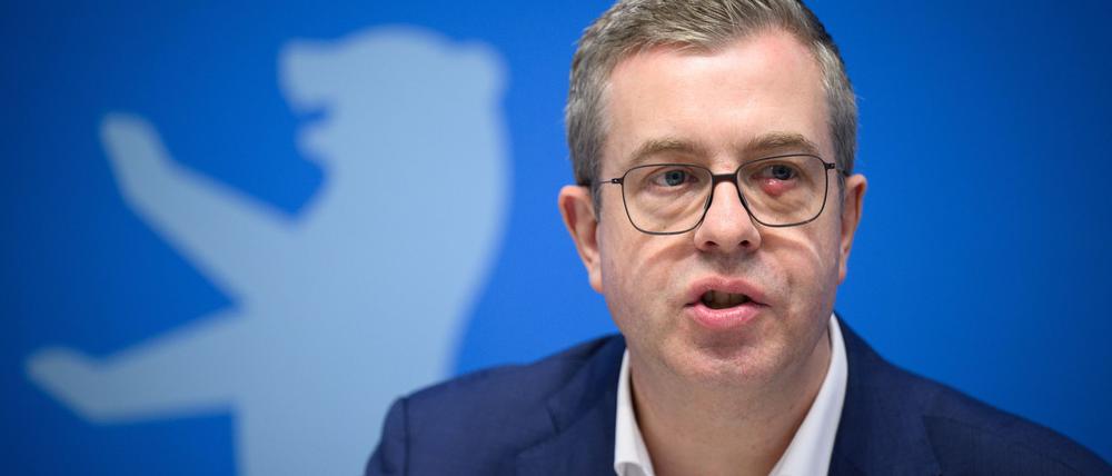 Finanzsenator Stefan Evers (CDU) rechnet nach der Reform der Grundsteuer nicht mit mehr Einnahmen für Berlin. (Archivfoto)