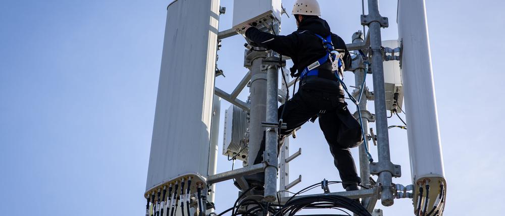 Diese Telekom-Antennen funken schon, anderswo ist die Handynetz-Abdeckung der Telekommunikationsanbieter bislang nicht so gut wie erwünscht. (Archivbild)