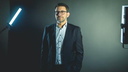„Wo ich persönlich wirklich aufpassen muss, ist beim Machteffekt des Laberns“, sagt Carsten Schermuly selbstironisch.