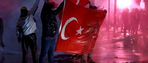 Seit Tagen demonstrieren Tausende in der Türkei gegen die Festnahme Ekrem Imamoglus.