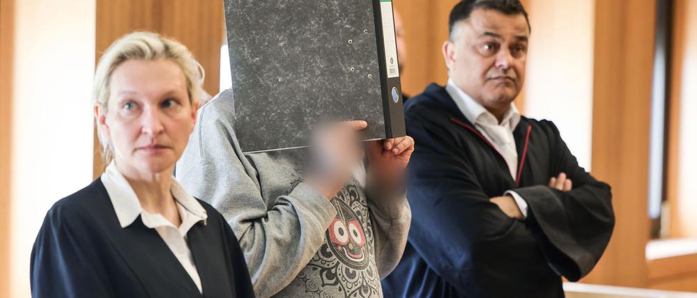 Laut Anklage fühlte der Mann sich von den Patienten genervt und gestört.