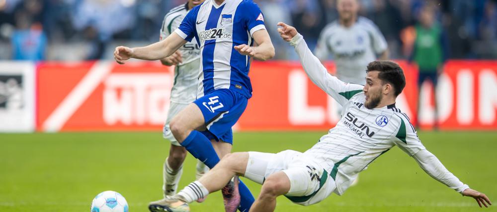 Pascal Klemens (l) reist zur U20-Nationalmannschaft