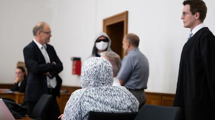 Mehr als 28.000 Tonträger sollen verkauft und geschätzt mindestens 285.000 Euro erwirtschaftet worden sein. (Archivbild)