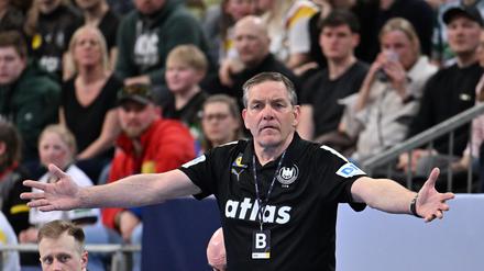Für Alfred Gislason ist das Spiel Sieben-gegen-Sechs Sabotage am Handball. 
