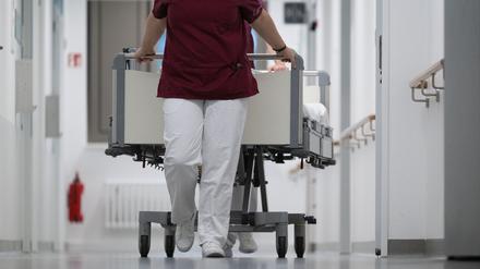 Krankenhäuser sollen nach Vorstellung der AG Gesundheit vier Milliarden als Brückenfinanzierung erhalten.
