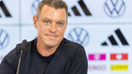 Trainer Hanno Balitsch darf sich über eine starke EM-Qualifikation der U19 freuen
