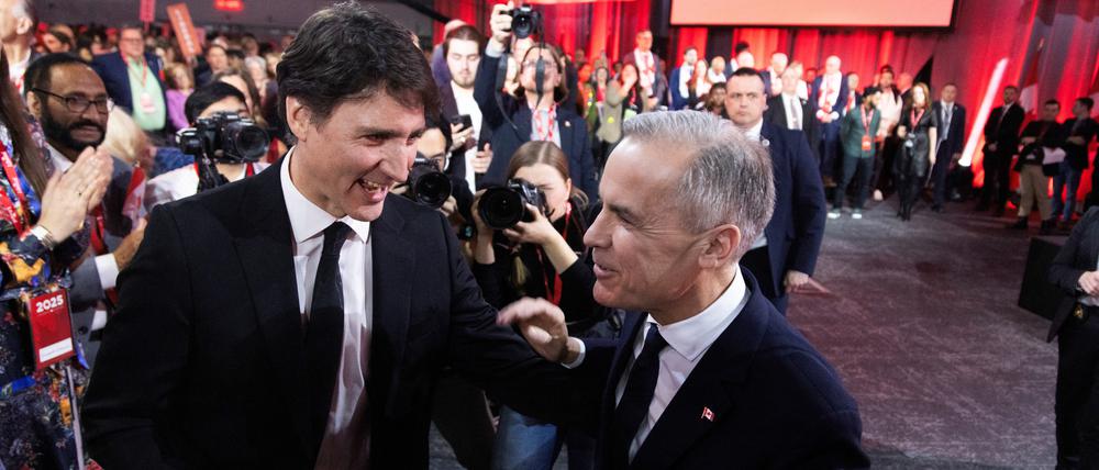 Mark Carney (rechts) hat Mitte März Justin Trudeau als Kanadas Regierungschef abgelöst und Neuwahlen für den 28. April angekündigt.