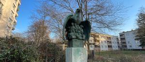 Adlerhorst mit Gelege.