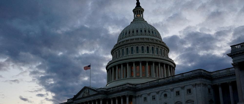 FILE PHOTO: The U.S. Capitol building is seen in Washington, U.S., December 18, 2023. REUTERS/Elizabeth Frantz/File Photo